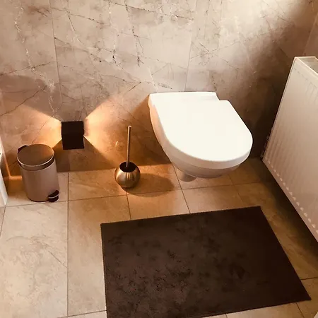 Ganzes Haus Mit 3 Zimmern Und Bis 7 Personen Lejlighed *